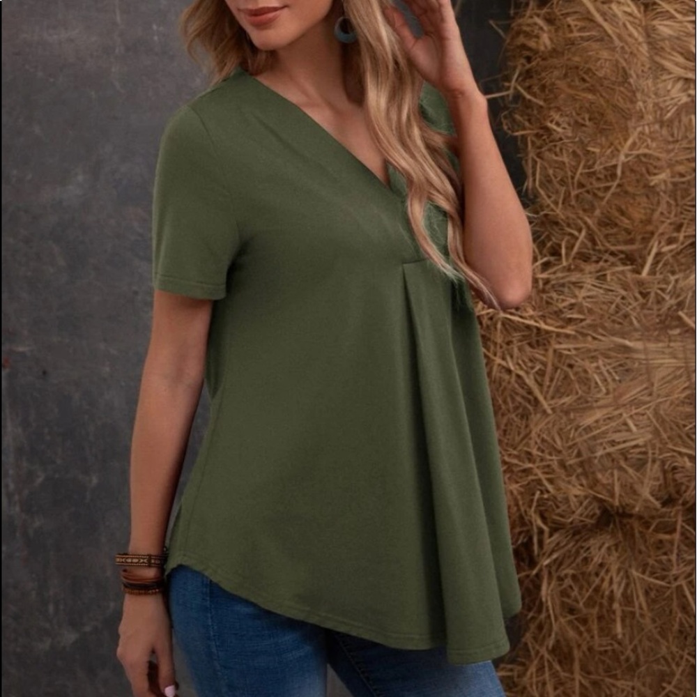 Emery Rose Shien Top